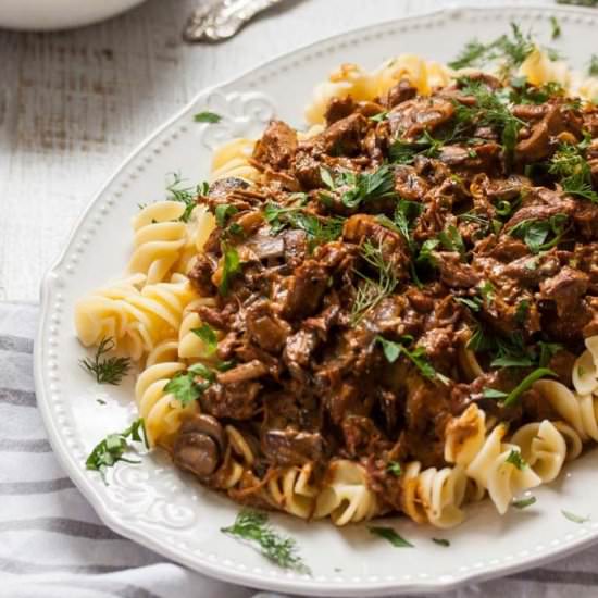 Slow Cooker Beef Stroganoff