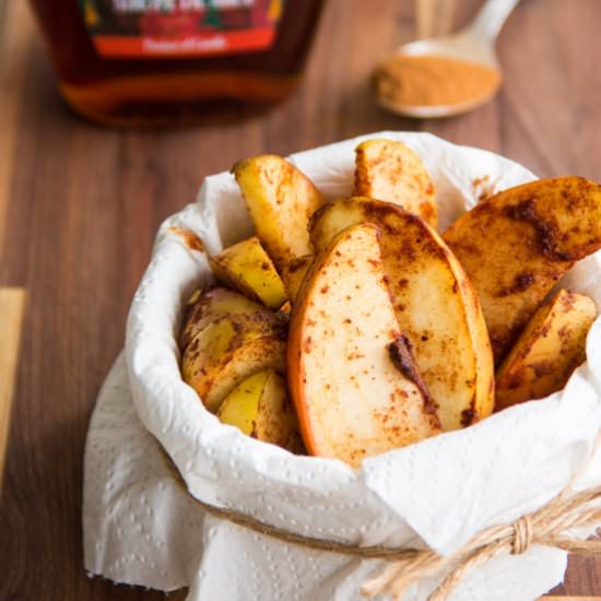 Baked Cinnamon Apple Wedges