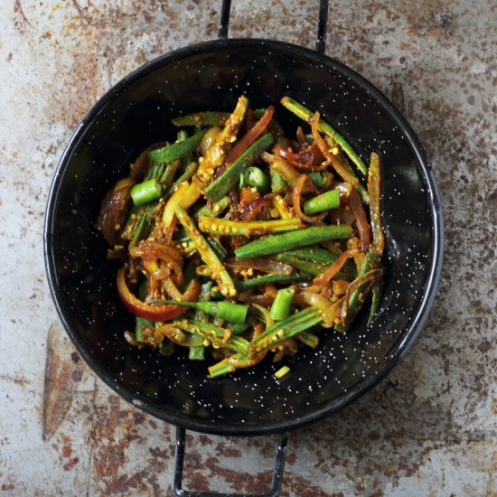 Achari Bindi Pyaz:Pickle Okra curry