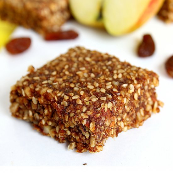 Raw Vegan Apple & Nut Bar