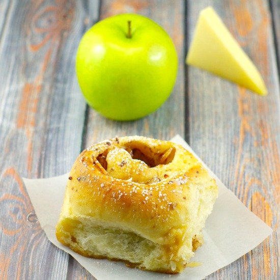 Gruyere Apple Pie Cinnamon Rolls