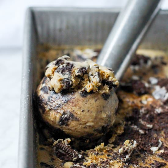 Cookies and Cream Coffee Gelato