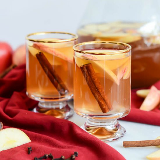 Slow Cooker Spiced Apple Cider