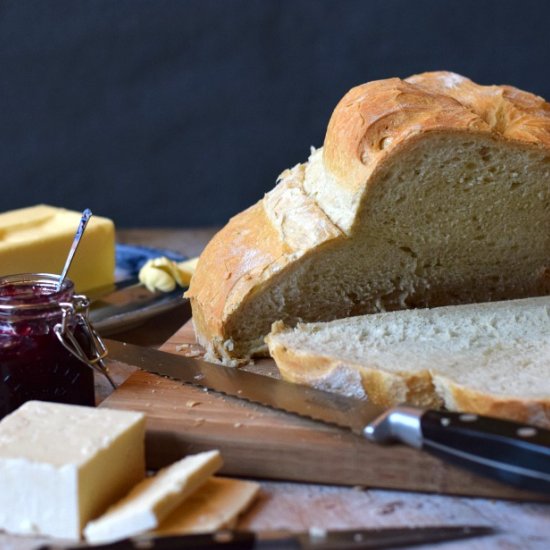 Cottage Loaf with Pesto