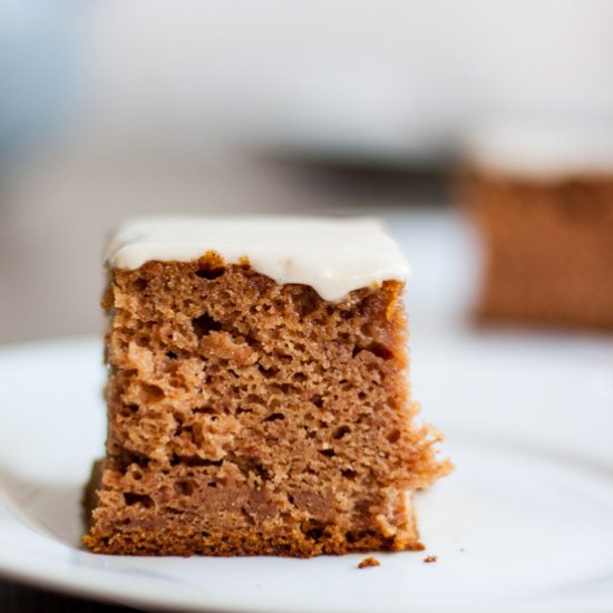 Applesauce Spice Cake