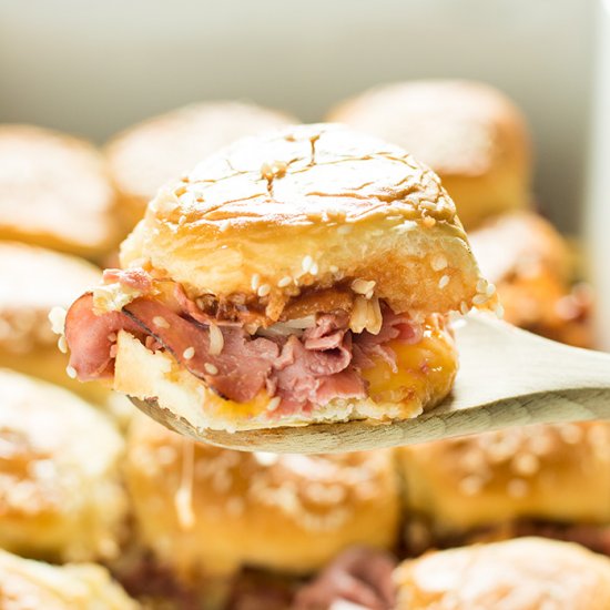 Cheesy Bacon Beef Sliders