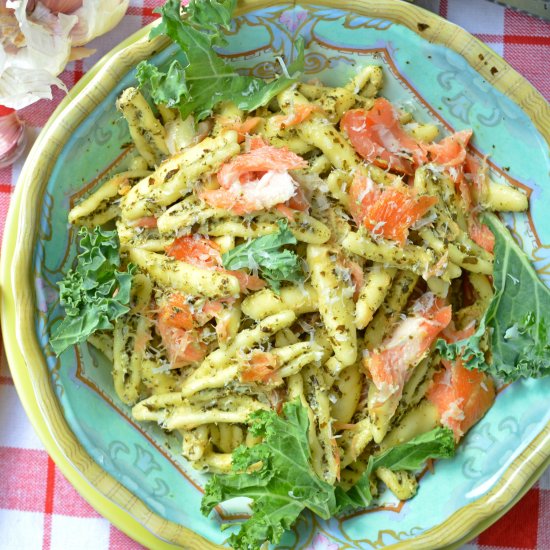 Kale & Smoked Salmon Pasta