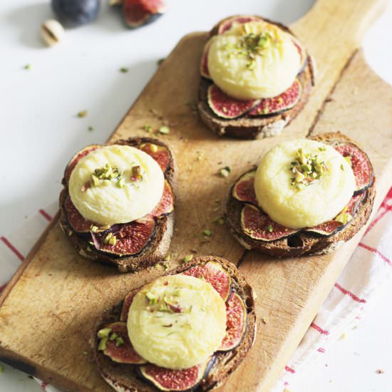 Goat Cheese on a Bed of Figs