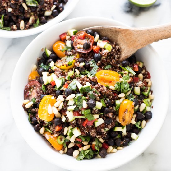 Quinoa Salad with Black Chickpeas