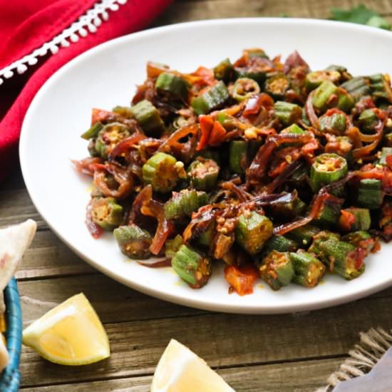 STIR-FRIED OKRA AND ONION CURRY