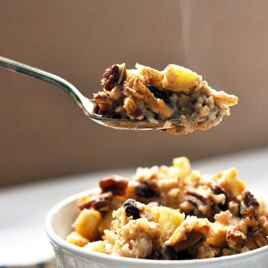 Baked Apple Cinnamon Oatmeal