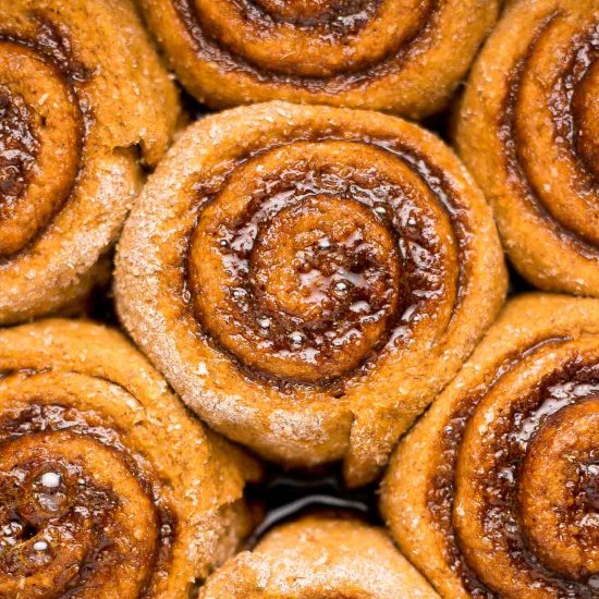 Pumpkin Spice Latte Cinnamon Rolls