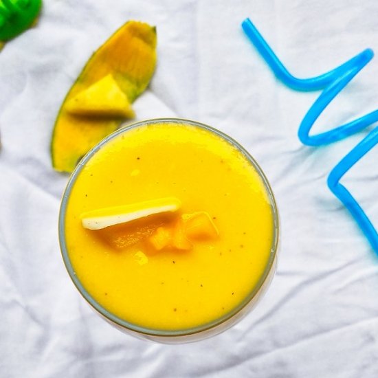 3 Ingredients Tropical Smoothie