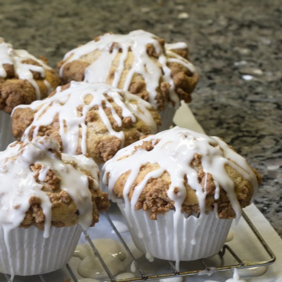 Cinnamon Crumb Coffee Cake Muffins