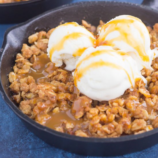 Caramel Apple Crisp