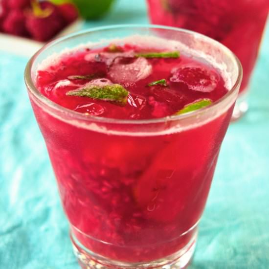 Raspberry mojito