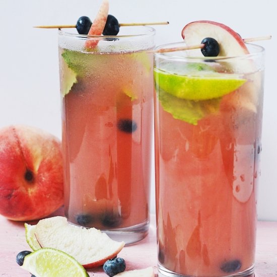 PEACH AND BLUEBERRY LEMONADE