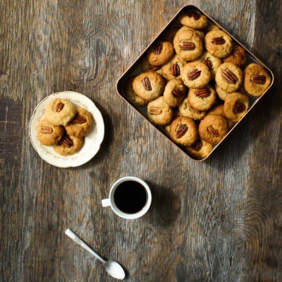 No-Sugar Pecan Cookies