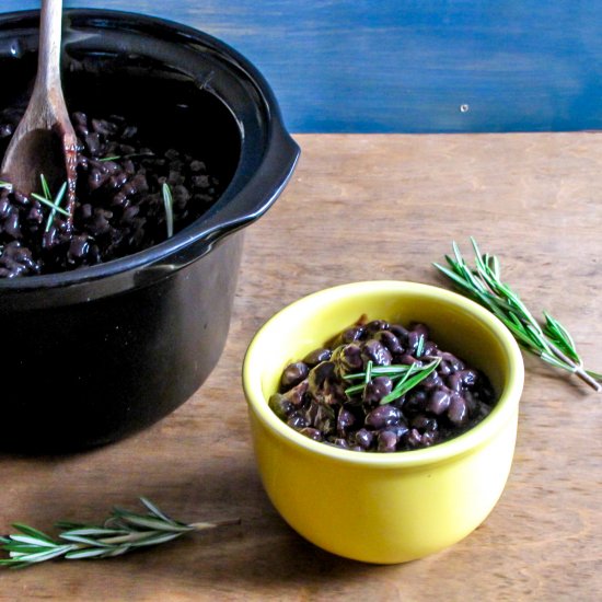 Crockpot Rosemary Black Beans