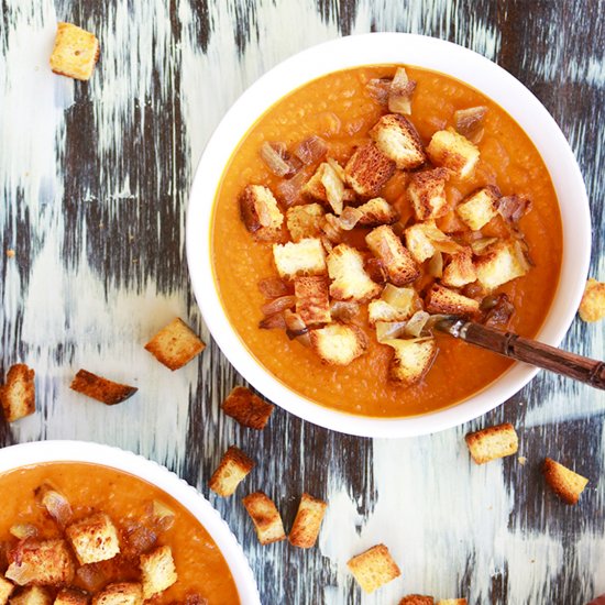 Pumpkin Coconut Curry Soup