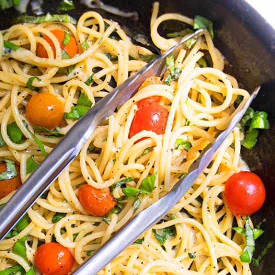 One Pot Tomato Basil Pasta