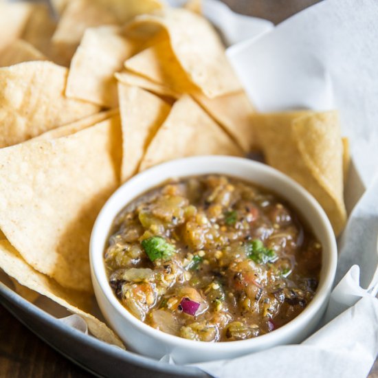 Chipotle Tomatillo Salsa (Copycat)