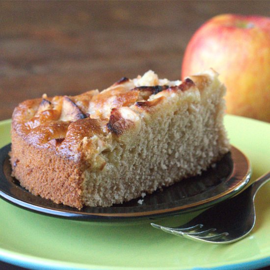 Chunky Apple Cake