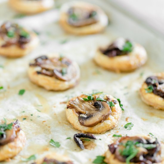 Mini Mushroom Puff Pastry Bites