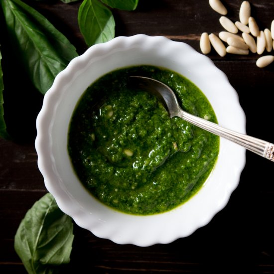 How to make basil pesto