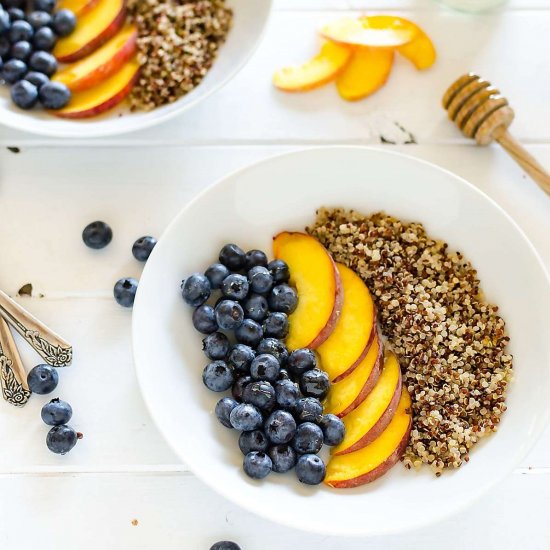 Quinoa & Fruit Breakfast Bowl