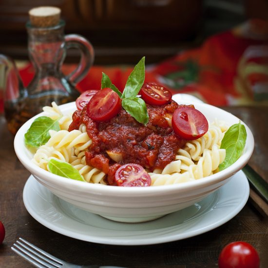 Pasta with Classic Tomato Sauce