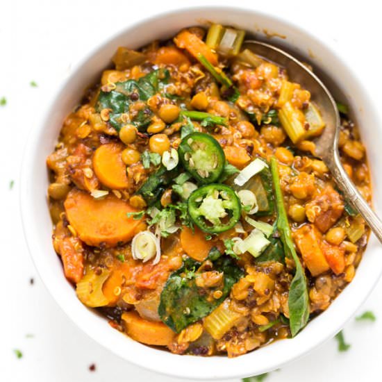 One Pot Moroccan Lentils + Quinoa