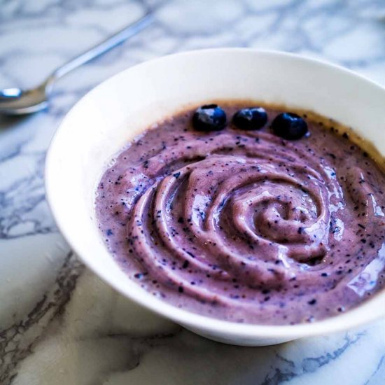 Blueberry & Banana Smoothie Bowl