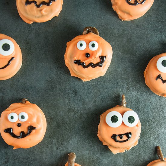 Easy Pumpkin Oreos