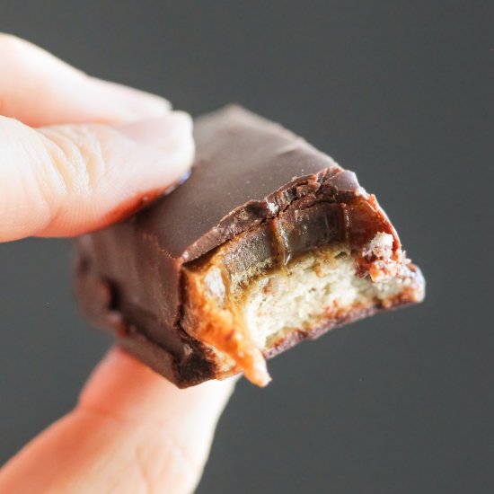 Healthy Homemade Twix Bars