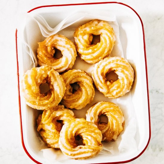 apple cider crullers