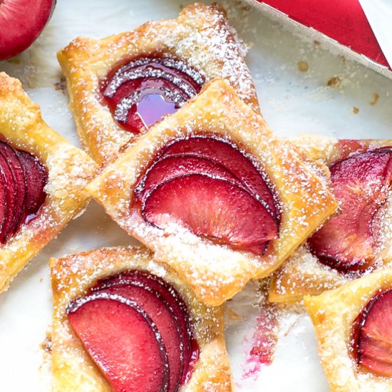 Easy Mini Plum Tart