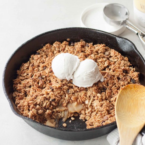 Cast Iron Apple Crisp