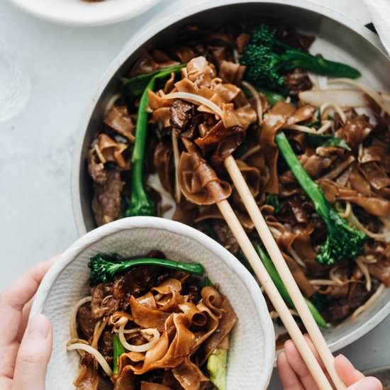 Real-Deal Beef Chow Fun