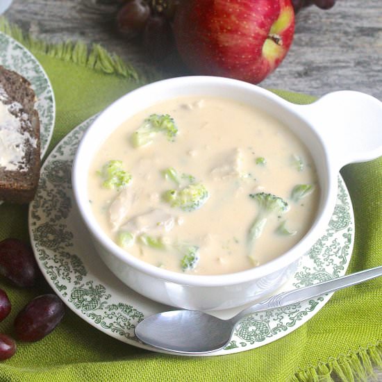 Cheese, Broccoli & Chicken Soup