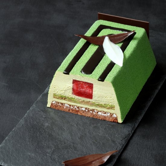 Matcha Mousse Cake