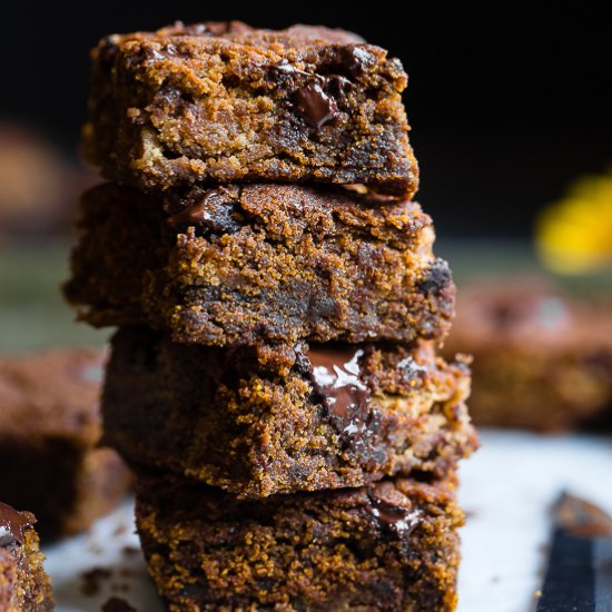 Cookie Stuffed Pumpkin Blondies