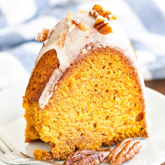 Easy Pumpkin Bundt Cake