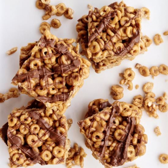 Peanut Butter Chocolate Cereal Bars