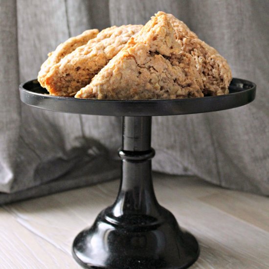 Apple Cinnamon Oatmeal Scones