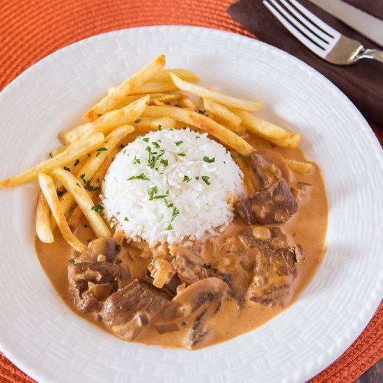 Brazilian Beef Stroganoff