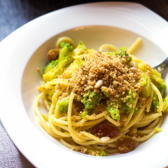 Spaghetti with Broccoli Sicilian-style