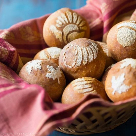 Stenciled Bread Rolls