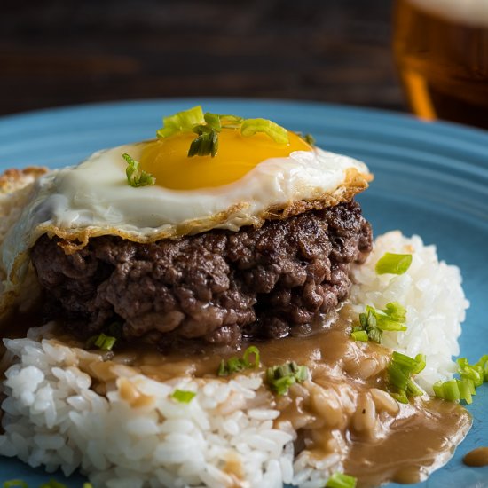 Loco Moco With Roasted Garlic Gravy