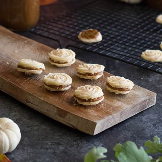 Pumpkin Spice Viennese Whirls